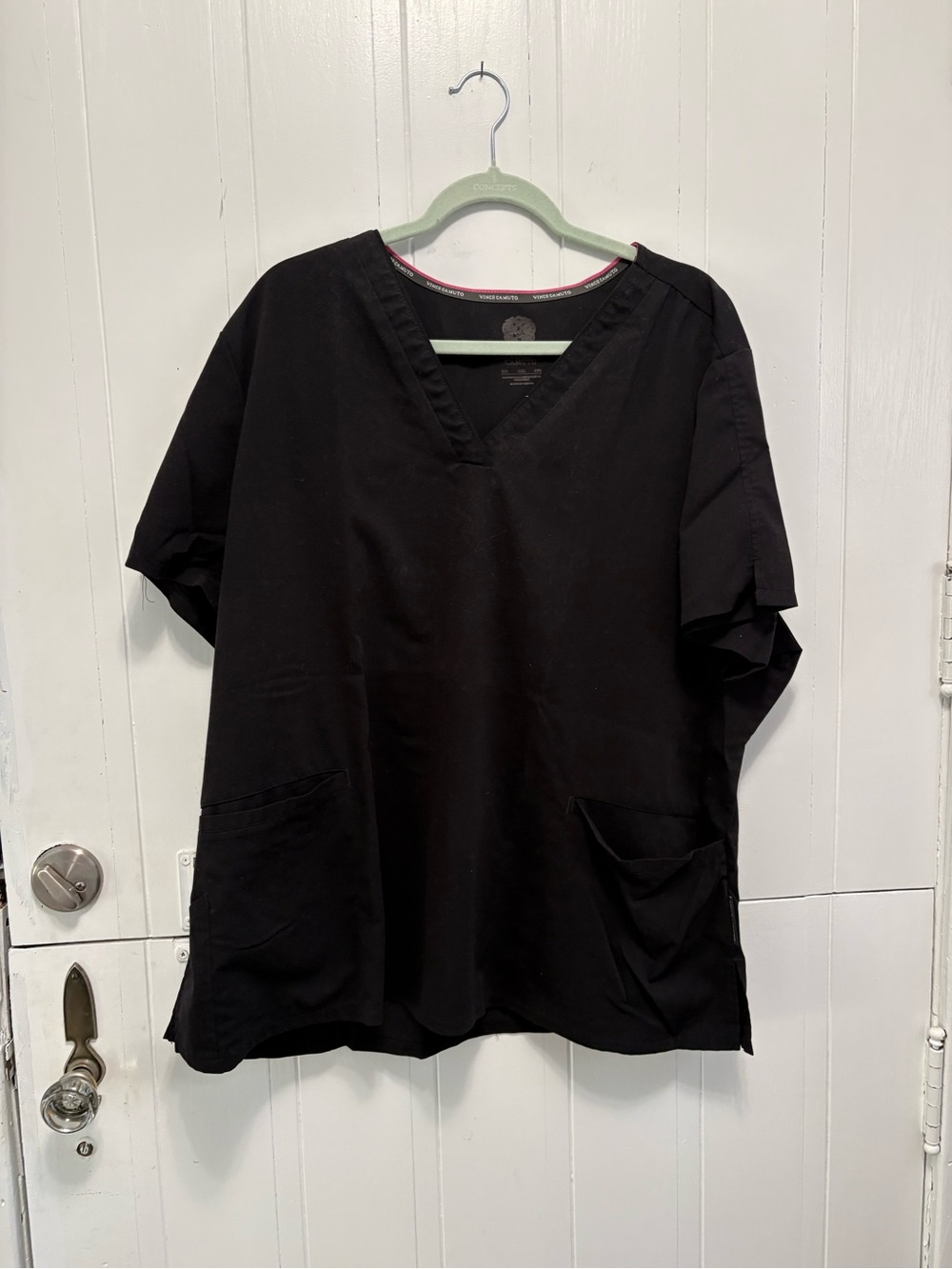 Vince Camuto Black Scrubs